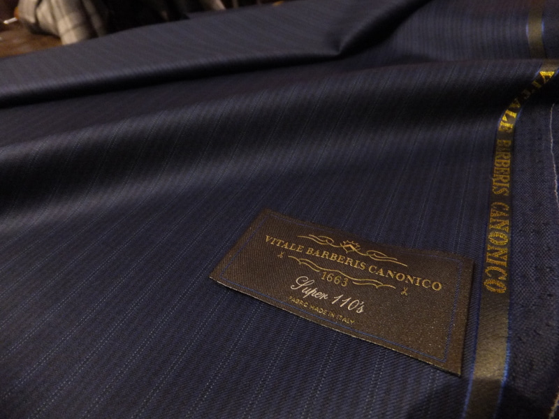 DORMEUIL　ICONIK（ドーメル／アイコニック）